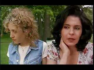 Мать его жены - нимфоманка, которая хочет петуха